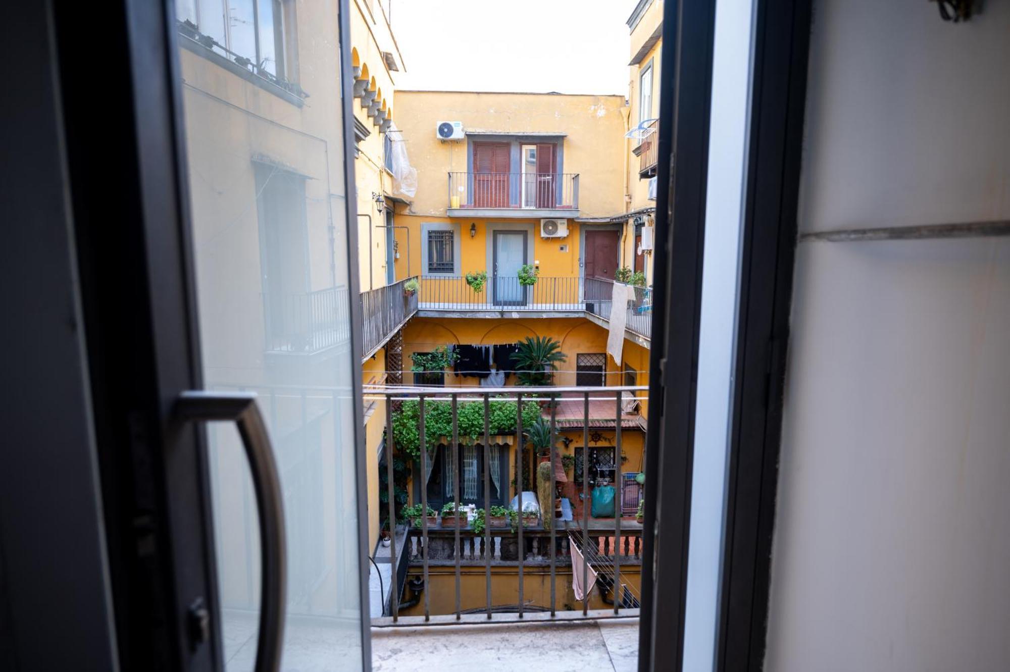 Stay Soft Apartment - Centro Storico Napoli 외부 사진